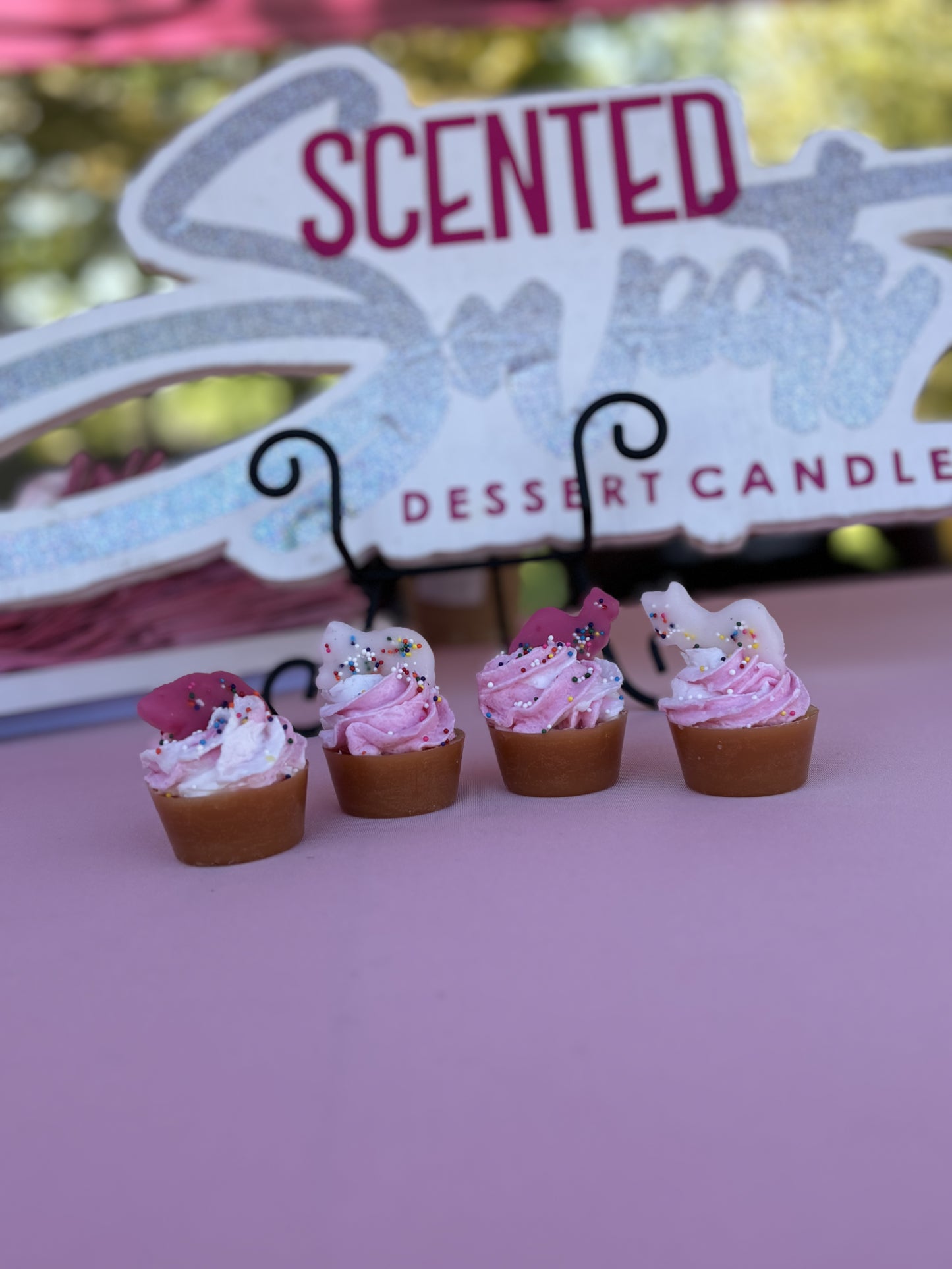 Frosted animal cracker cupcakes